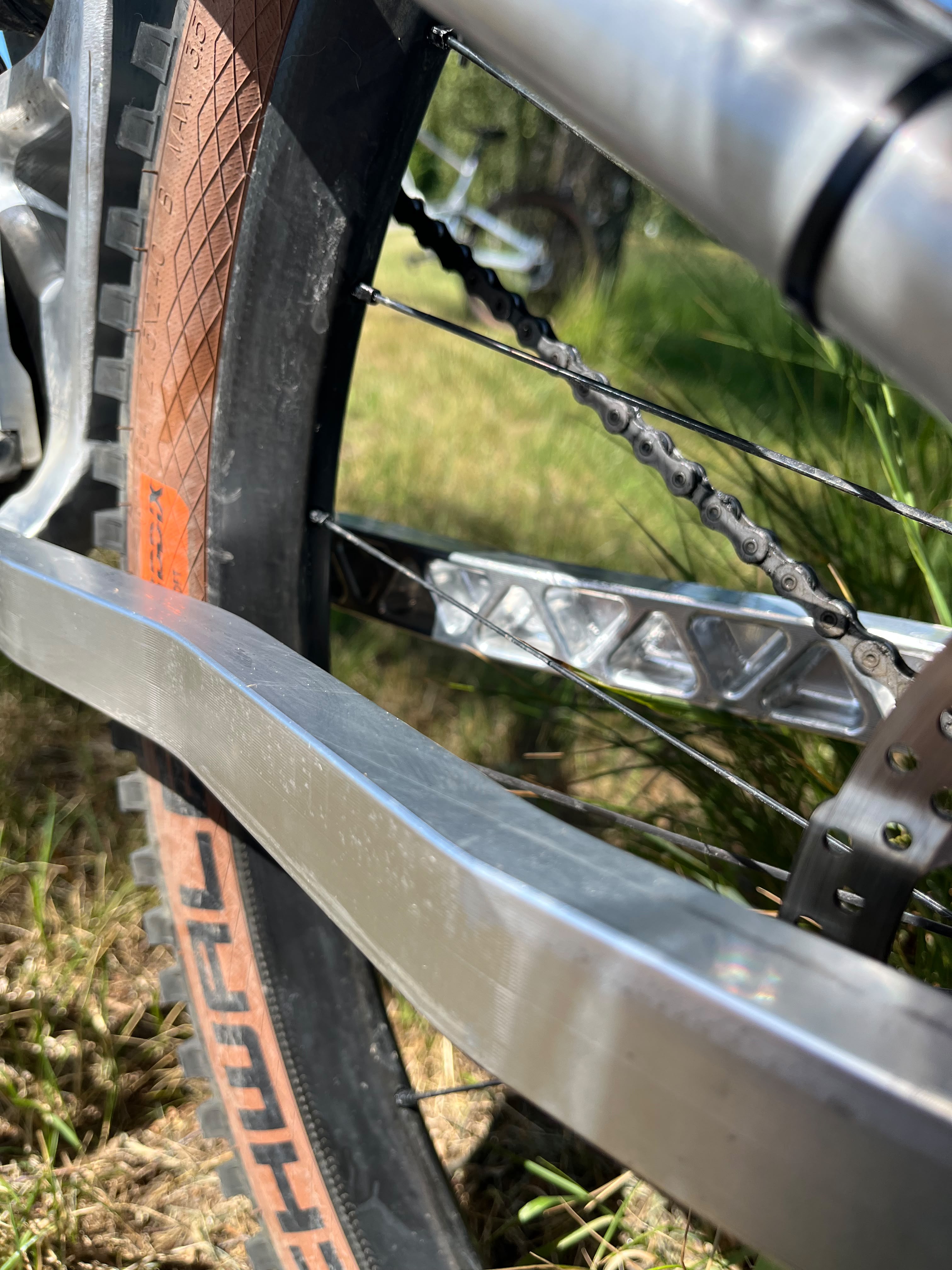 Gefräster Hinterbau des STIK MK2 Carbon